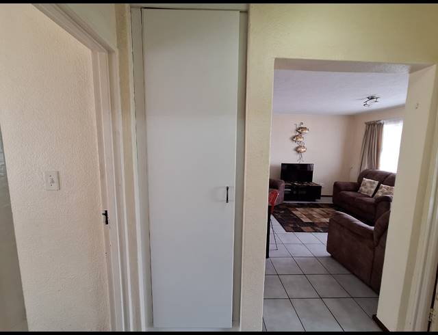 2 BEDROOM APARTMENT FOR SALE IN UVONGO
